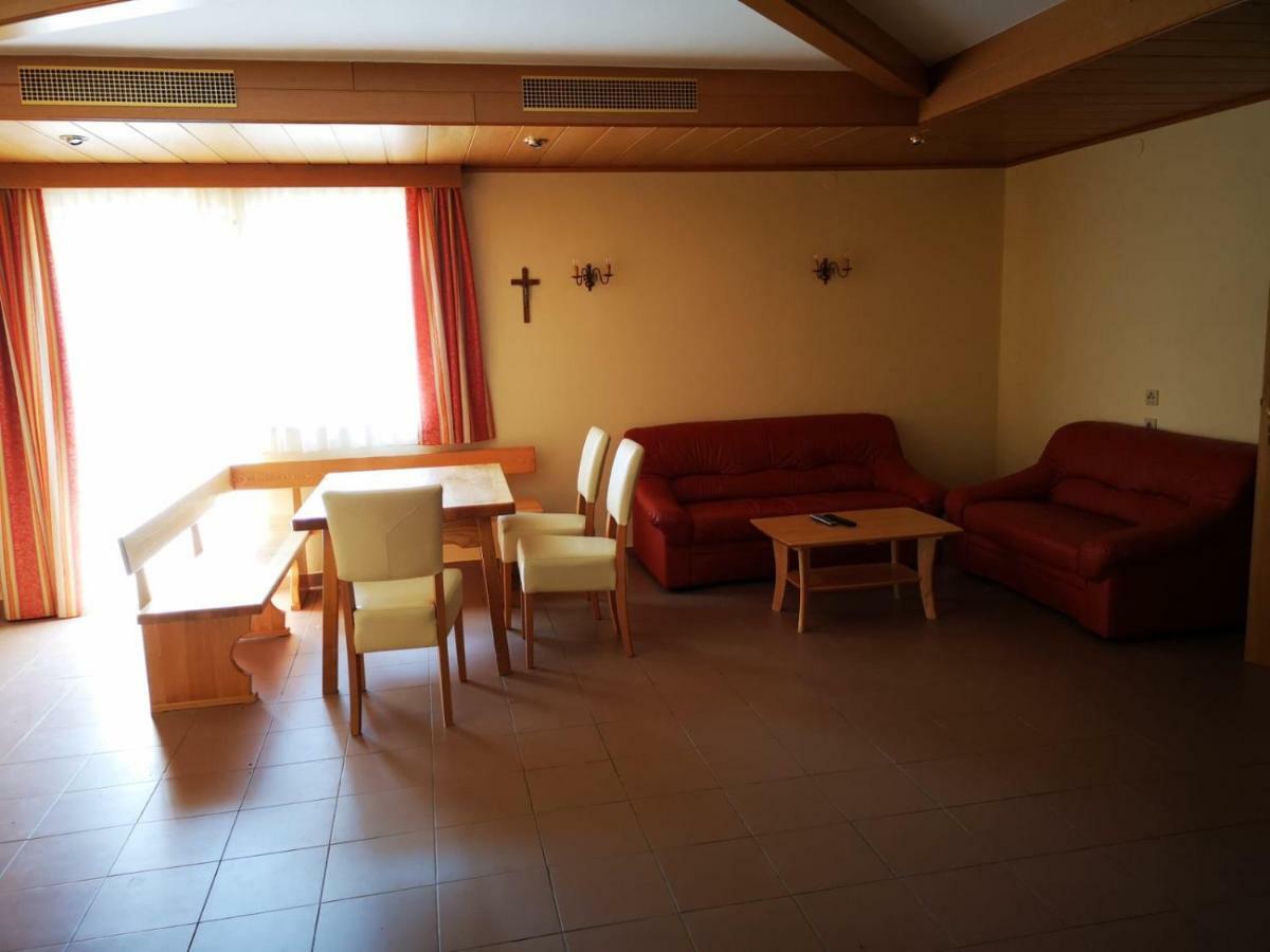 Ferienwohnung Strohmaier Kitzeck im Sausal Luaran gambar